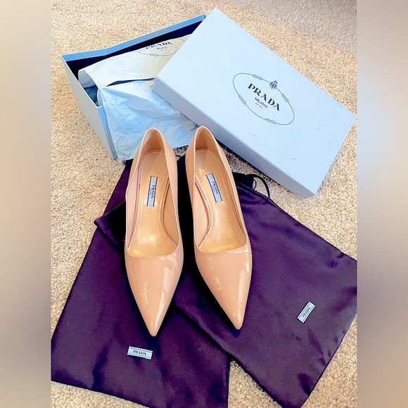 Authentic Vintage Prada Patent Leather Metal Heel Pumps Cipria - Box & Bag - Picture 1 of 11